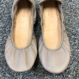 Tieks Tan Leather Ballet Flats